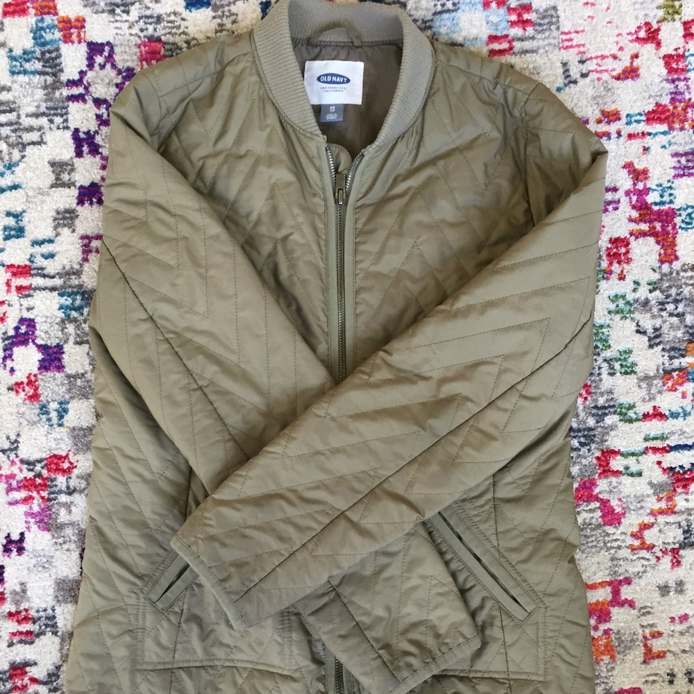 Quilted army green puffer jacket